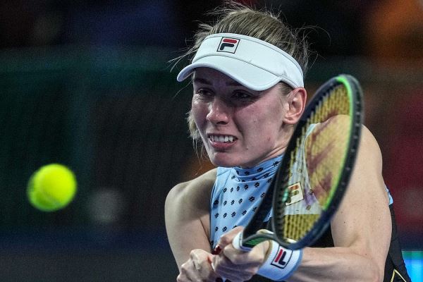 Александрова обыграла Плишкову и вышла в четвертьфинал турнира в Чарльстоне